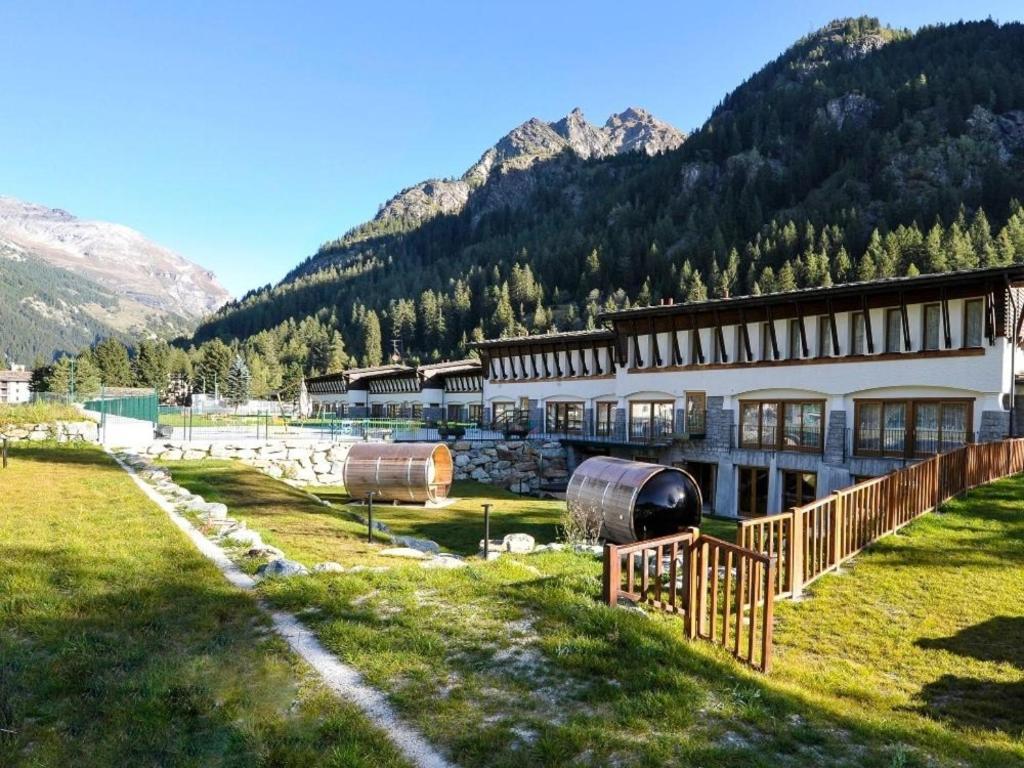 Gressoney Saint-Jean Apartments By Halldis Exterior photo
